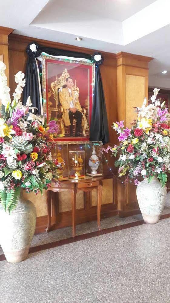 Veerasuda Condotel Ratchaburi Eksteriør bilde
